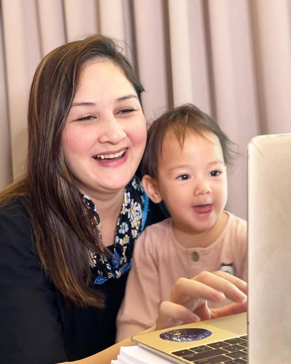 Instagram.com/monaratuliu