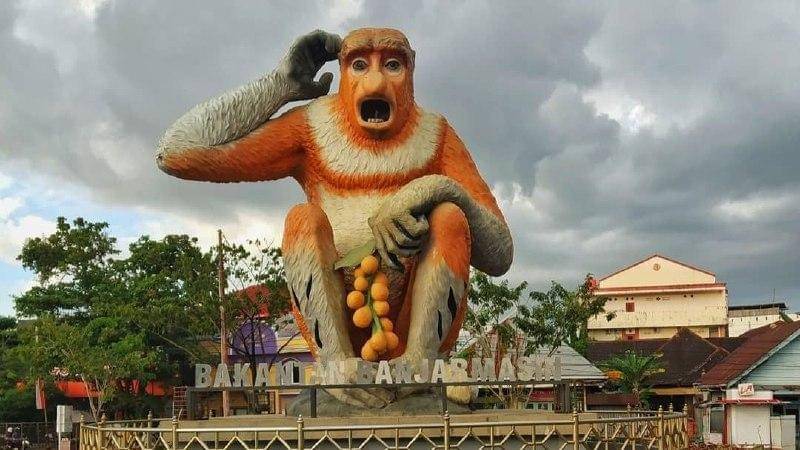 Patung Bekantan, ikon Banjarmasin, Kalimantan Selatan, Indonesia. - Instagram.com/abangsyaifull