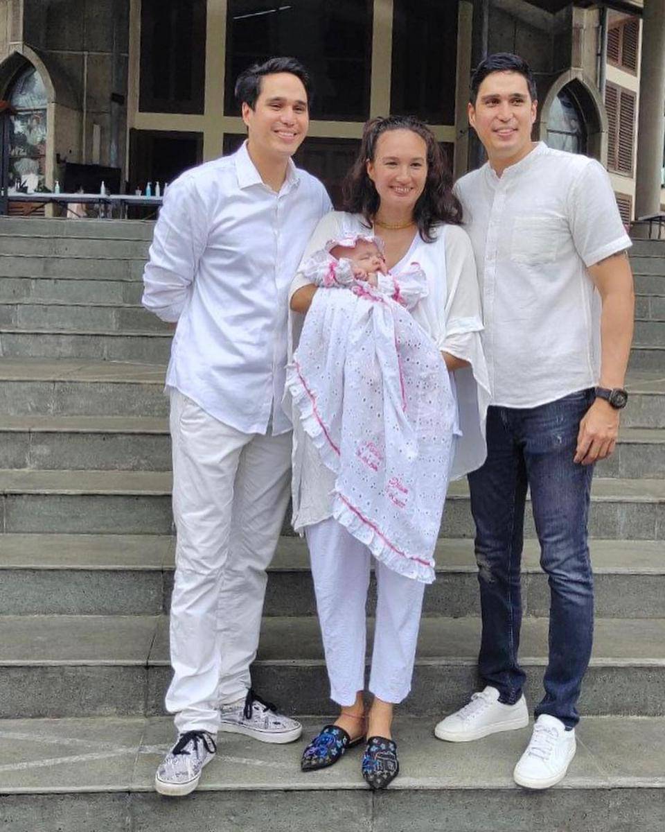 Instagram.com/nadinelist