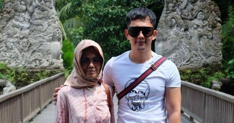 Masih Berduka, Kiki Farrel Kenang Sosok Mendiang Mama Dahlia