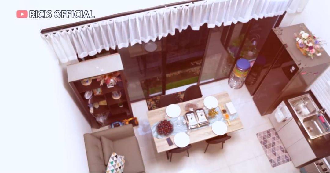 Youtube.com/Ricis Official