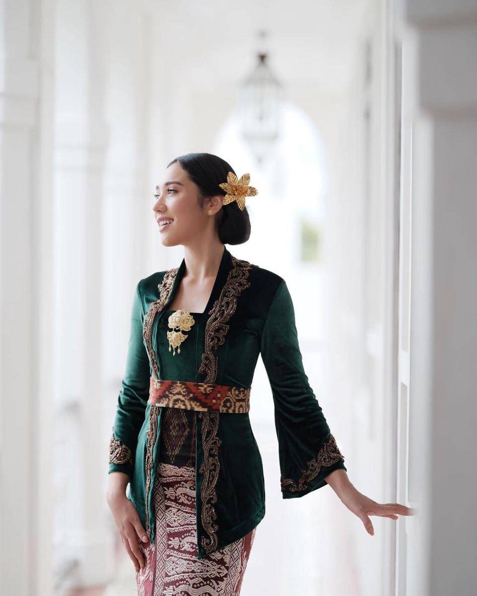 Instagram.com/laksmideneefe