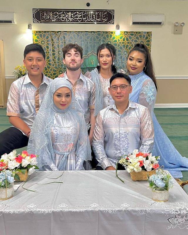 Instagram.com/delunadarmawan