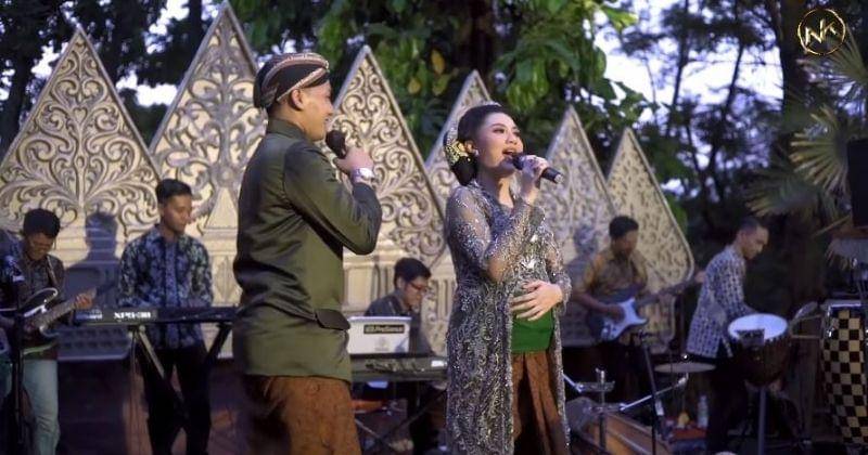 YouTube.com/Nella Kharisma Official