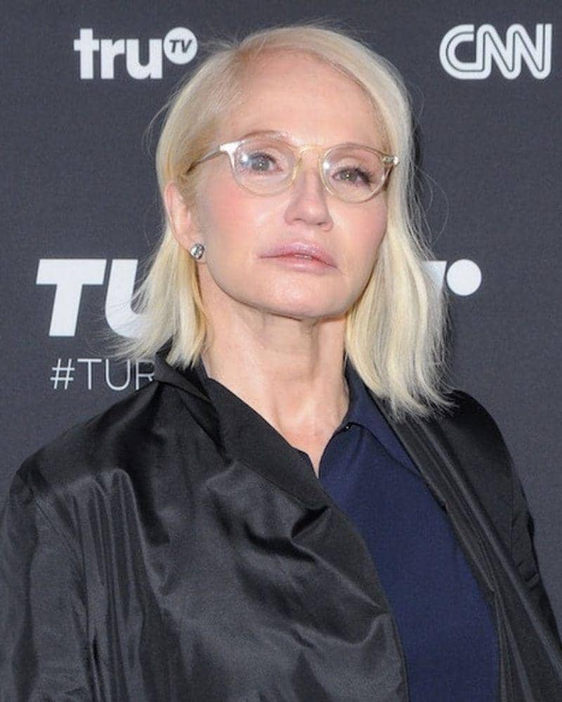 Instagram.com/ellen_barkin2004