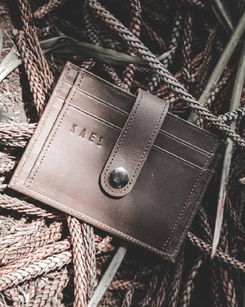 instagram.com/kaelleathergoods
