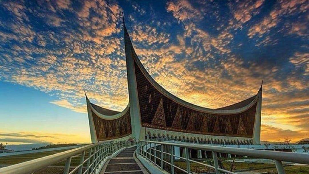 Instagram.com/faceofminangkabau