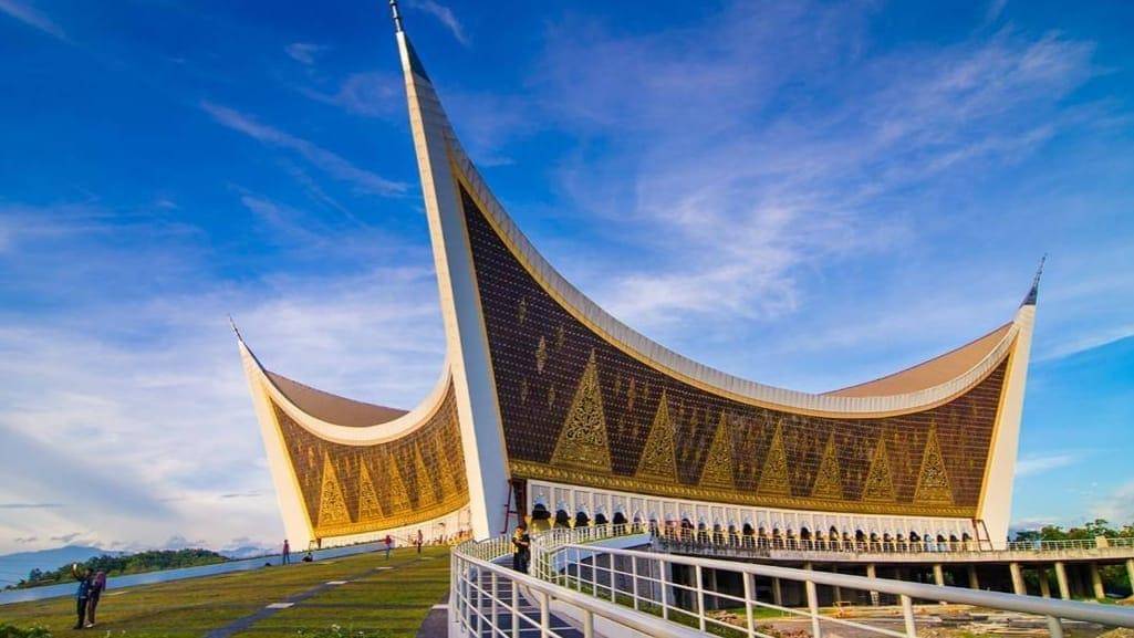 Instagram.com/memensa.putra