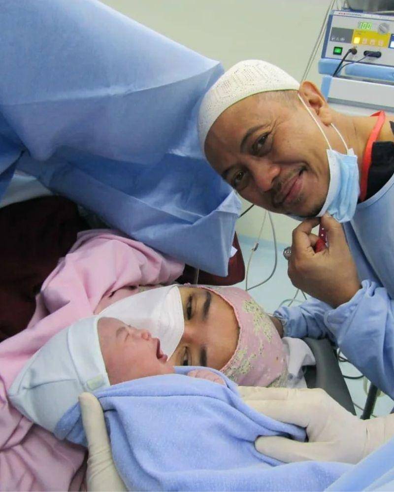 Instagram.com/@opick_tomboati