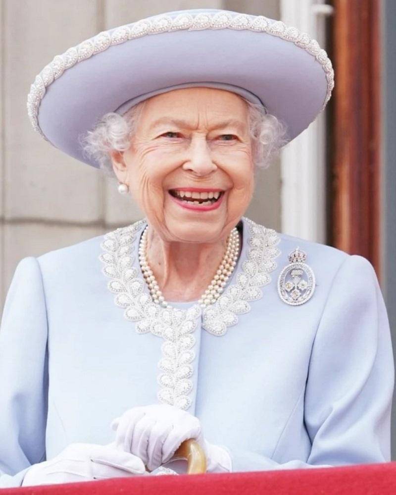 instagram.com/theroyalfamily