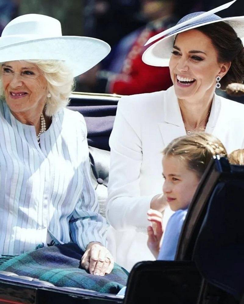 instagram.com/theroyalfamily