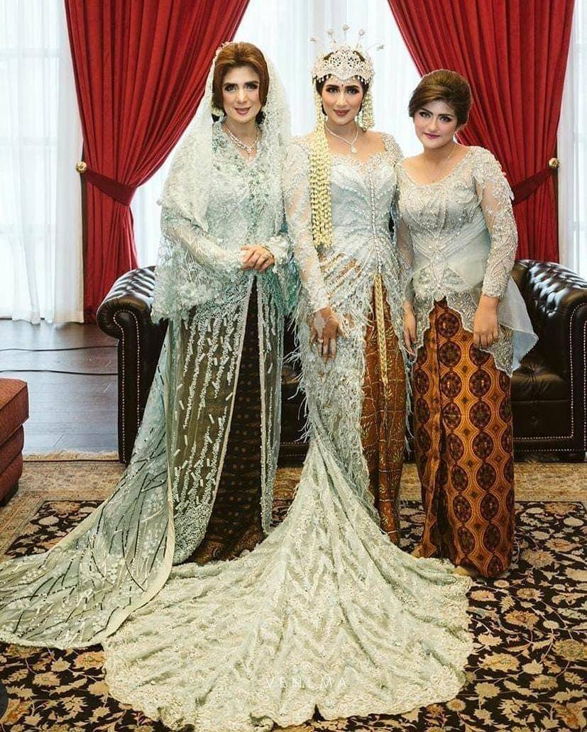 Instagram.com/tanianadiraa