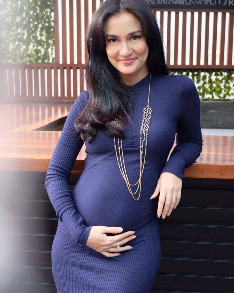 Instagram.com/Atiqahhasiholan