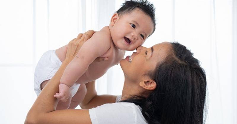 Langkah yang dapat Mama lakukan saat bayi mulai gumoh berlebihan - Freepik/jcomp
