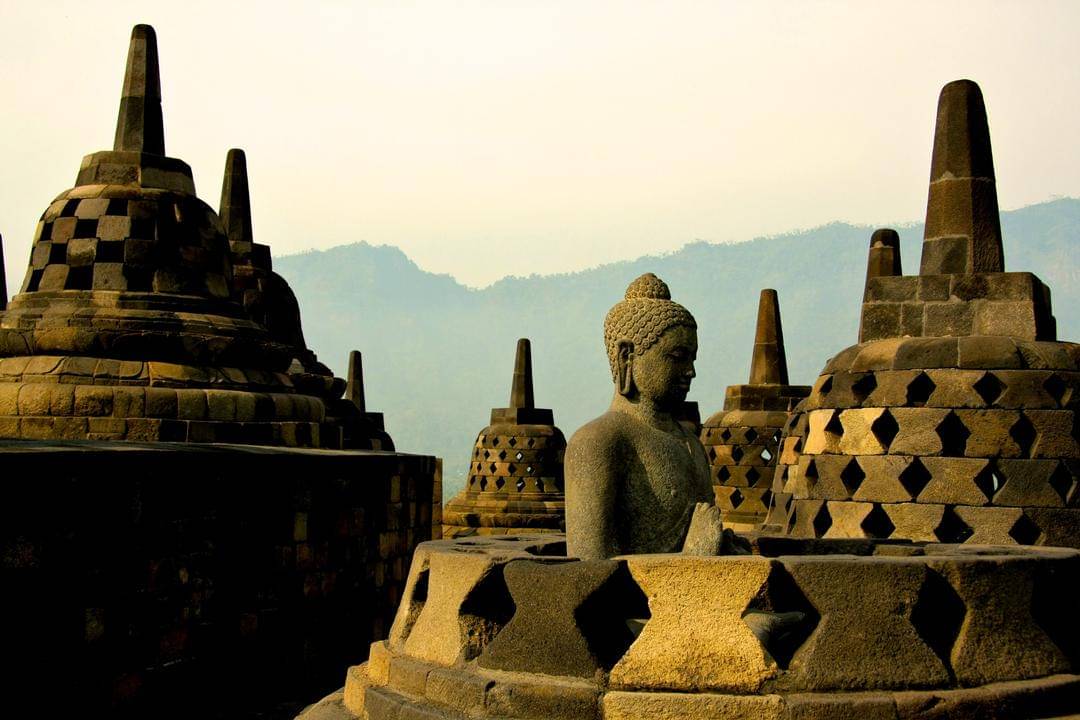 Potret Candi Borobudur - Unsplash.com