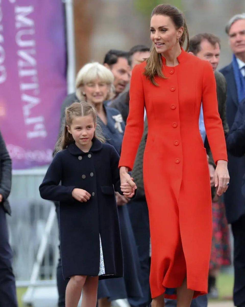Instagram.com/thecambridges_family