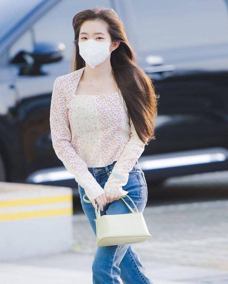 Instagram.com/redvelvetstyless