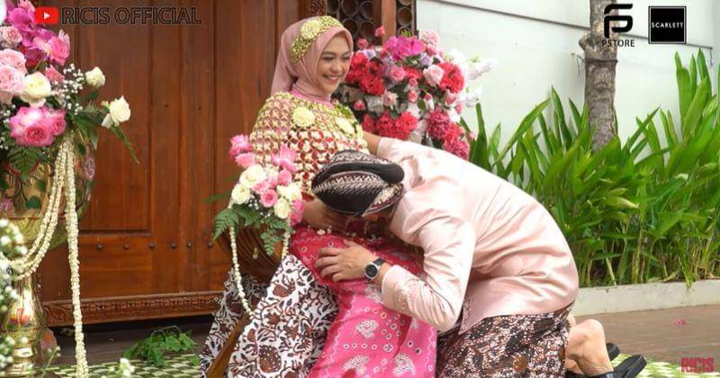 Youtube.com/Ricis Official