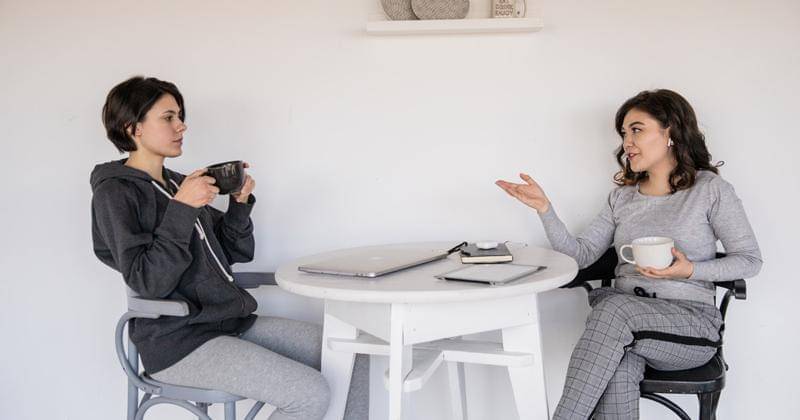 Cara Etis Menyarakan Seseorang Perlu ke Psikolog - Pexels/Ekaterina Bolovtsova