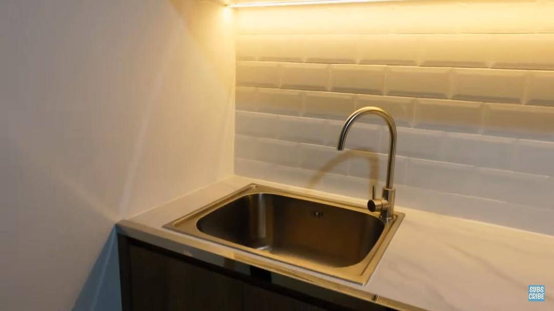 YouTube.com/Kesha Adhi