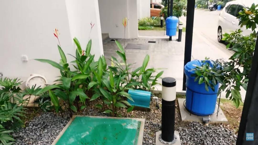 YouTube.com/Kesha Adhi