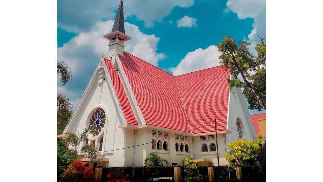 Instagram/united.toni