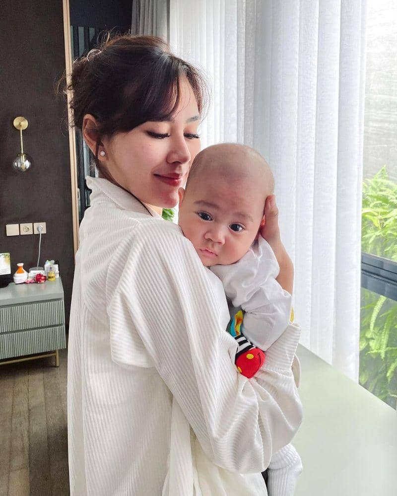 Instagram.com/@syahnazs