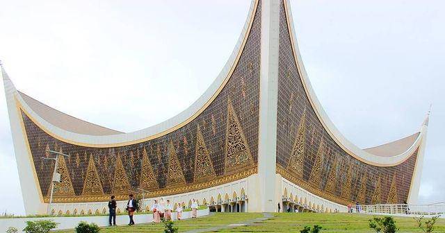 Instagram.com/kitaina.id