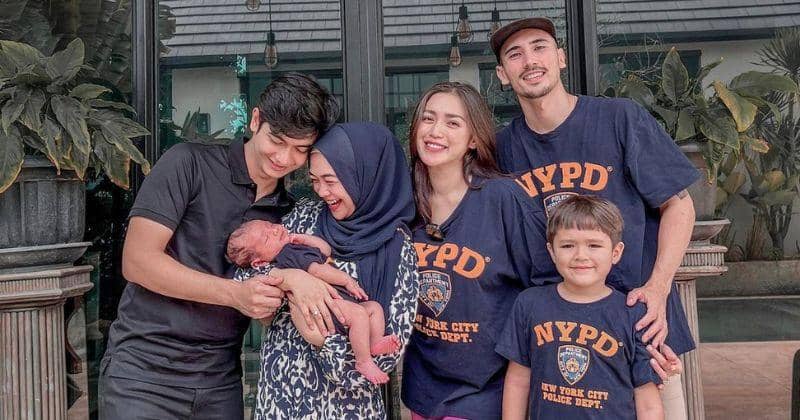 Instagram.com/riaricis1795