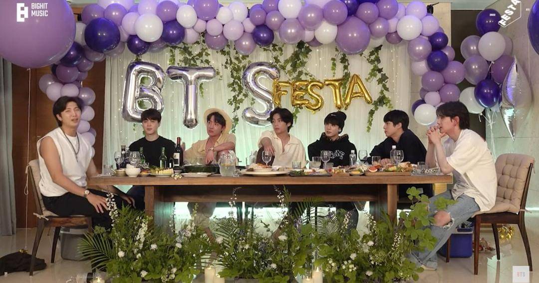 YouTube.com/BANGTAN TV