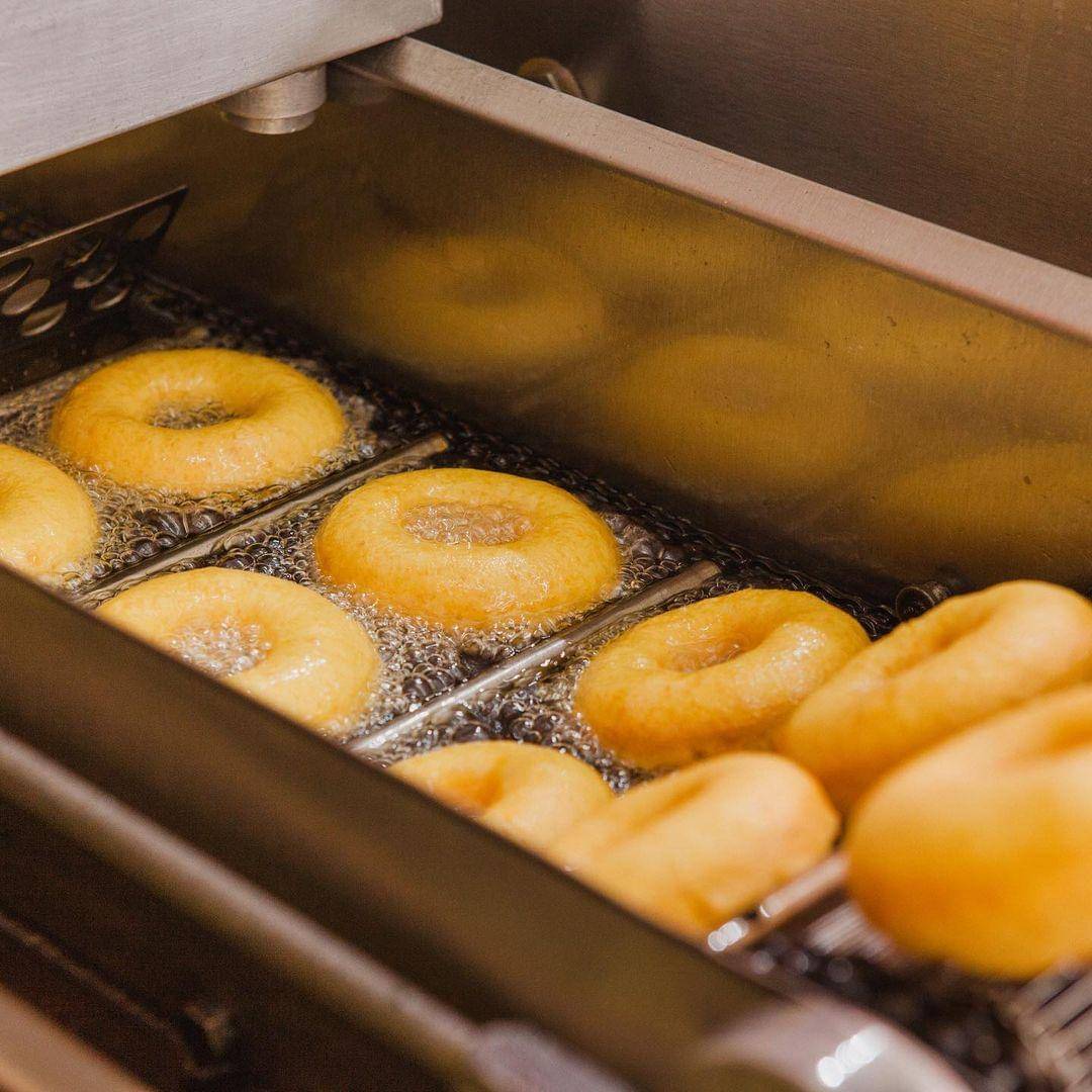 Instagram.com/american.donat