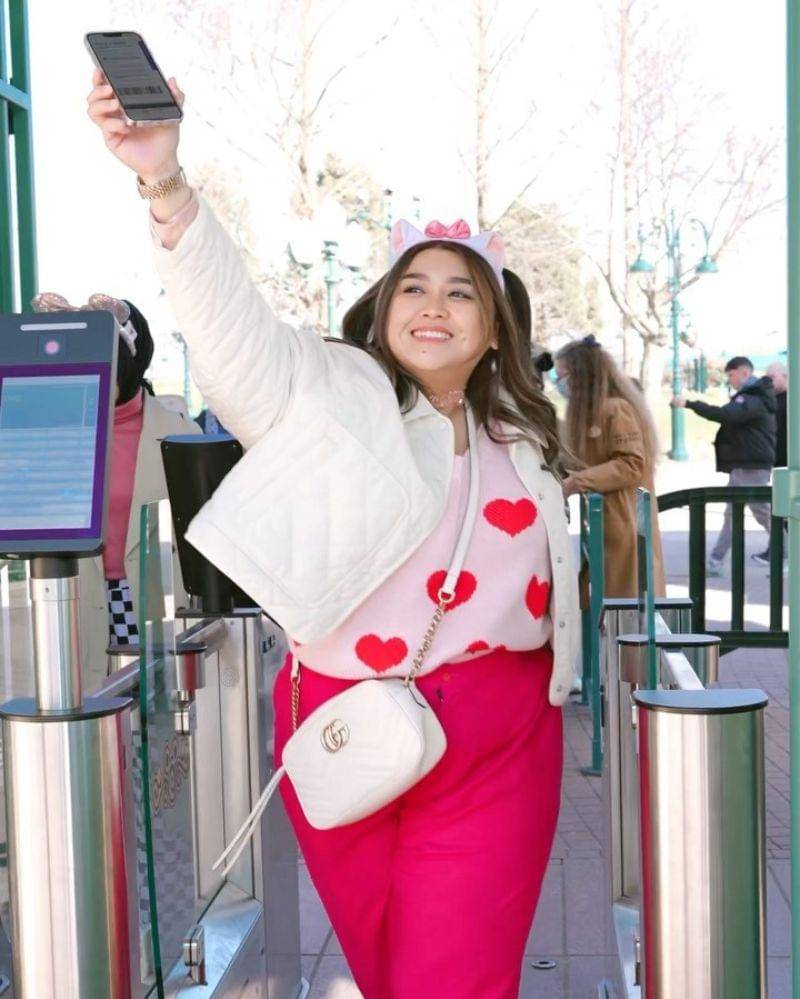 Instagram.com/clarissaputri_