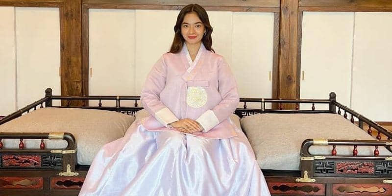 5 Fakta Menarik Anushka Sen yang Melanjutkan Debutnya di Drama Korea