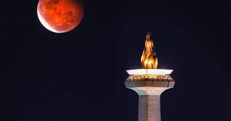 Instagram.com/monumen.nasional