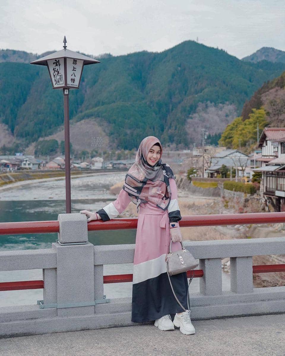 Instagram.com/anisarahma_12