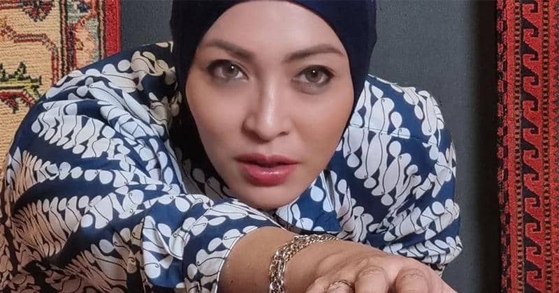 Instagram.com/angelinasondakh09