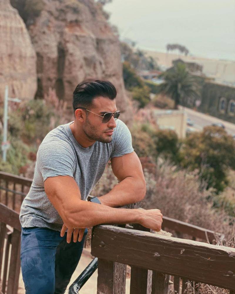 instagram.com/samasghari