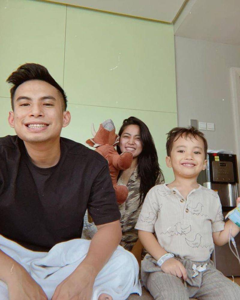 Instagram.com/rachelvennya