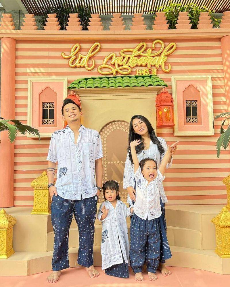 Instagram.com/rachelvennya