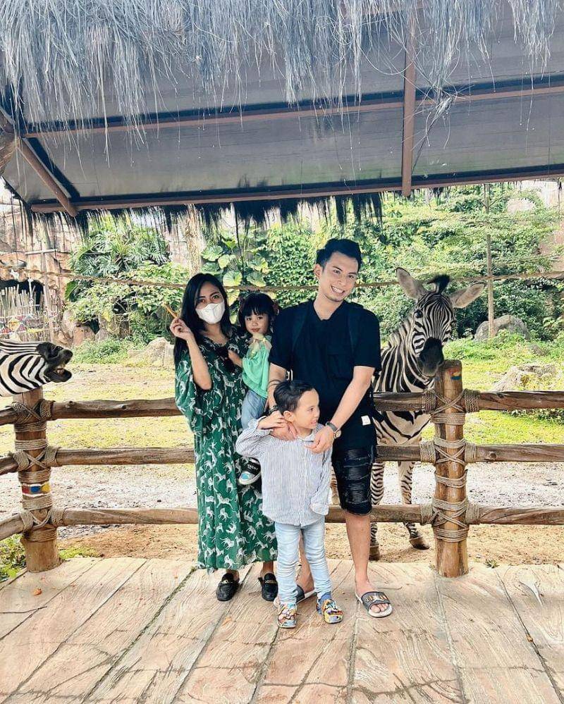 Instagram.com/rachelvennya