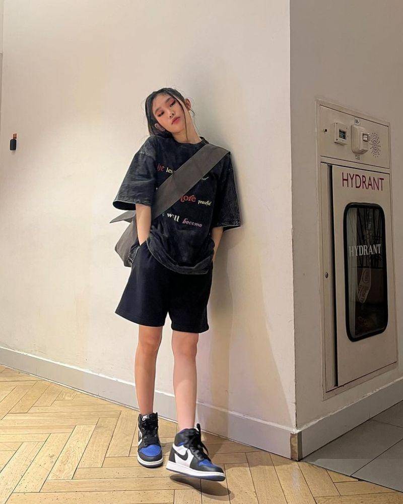 Instagram.com/vellaaania