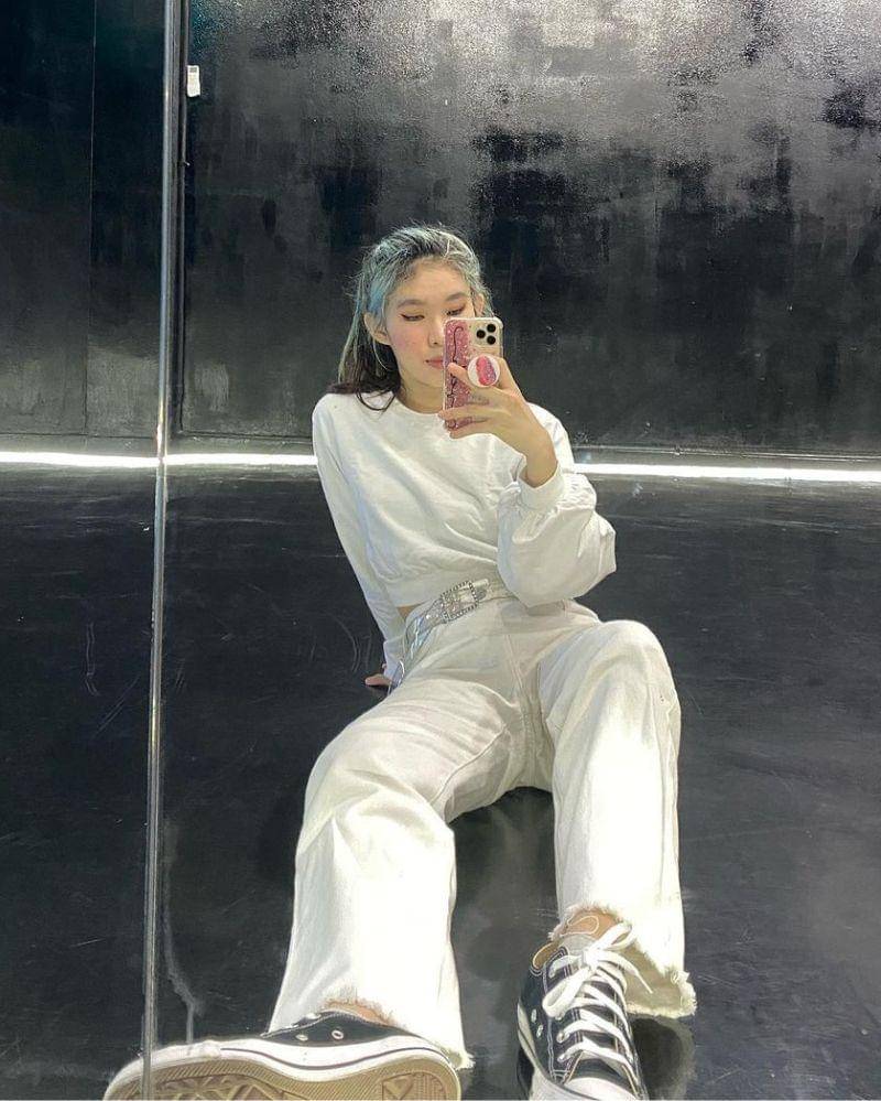 Instagram.com/vellaaania