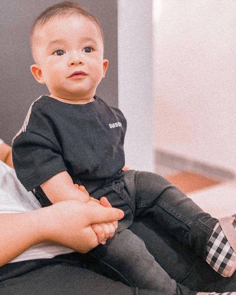 Instagram.com/@adzam_adriansyah