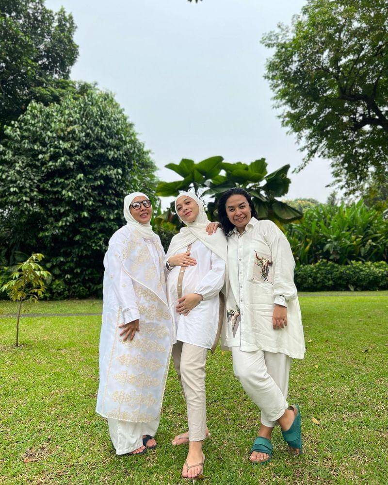 Instagram.com/dianayulestari