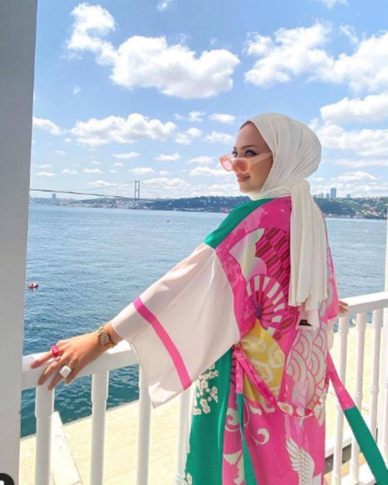 Instagram.com/beyyzaakk