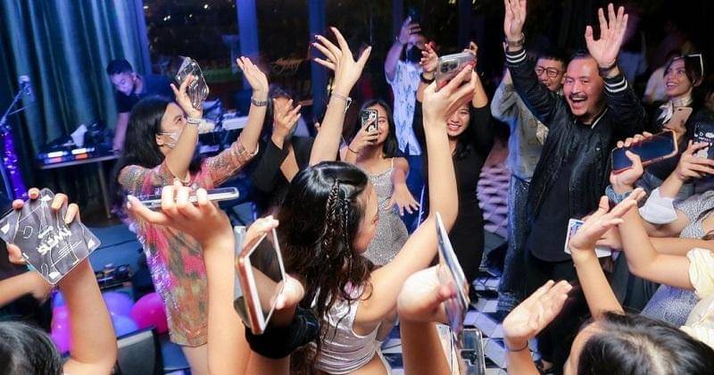 instagram.com/naura.ayu