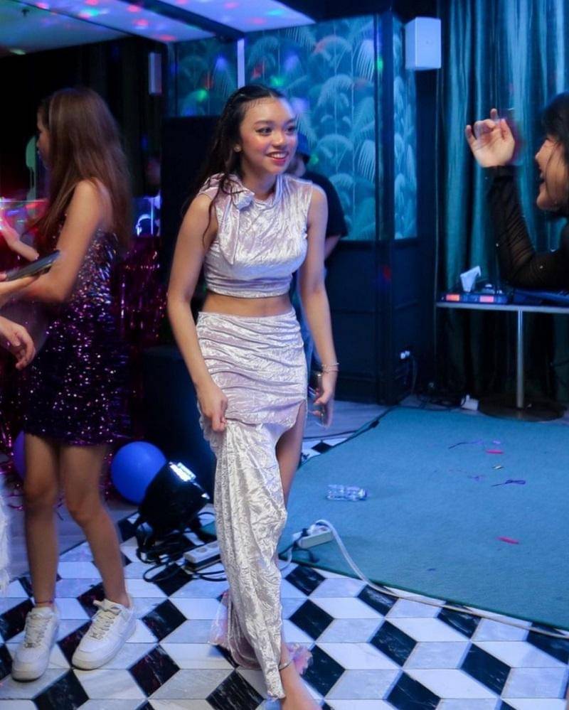 instagram.com/riafinola