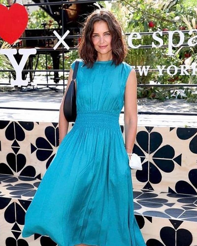 Instagram.com/katieholmes