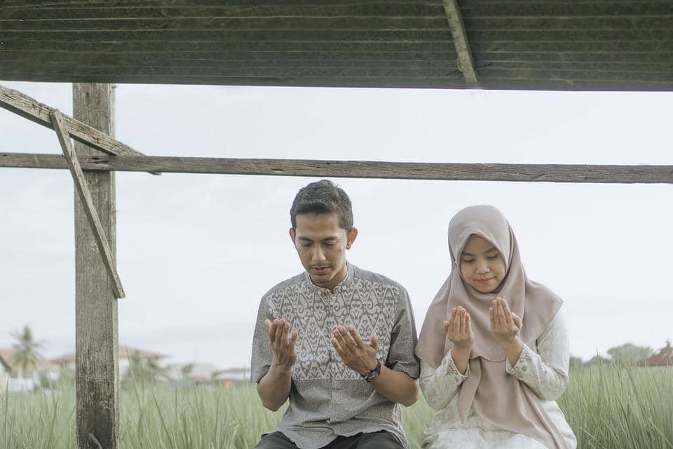 Kumpulan Doa Akhir Tahun untuk Suami