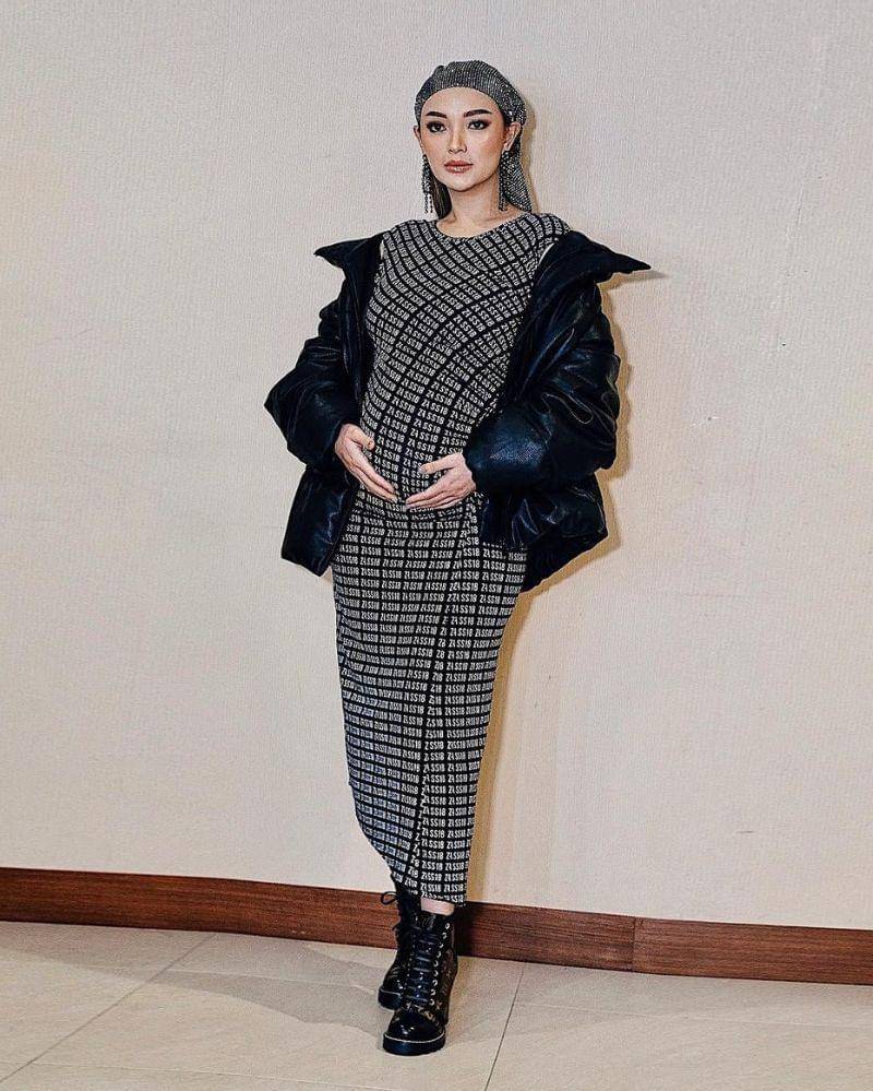 Instagram.com/@zaskia_gotix